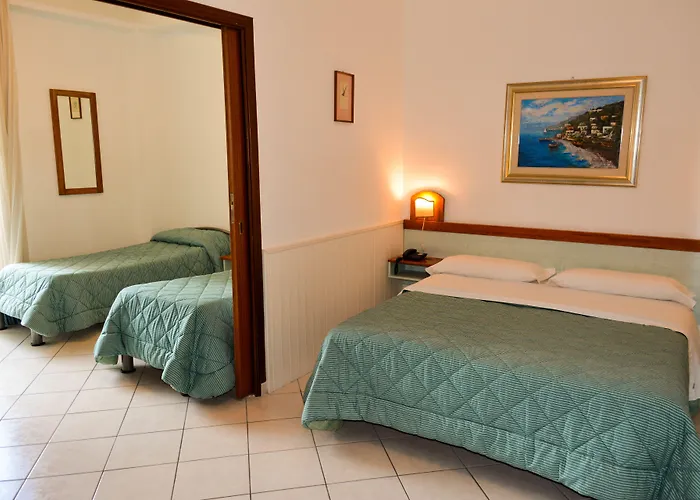 Condor Hotel 3*