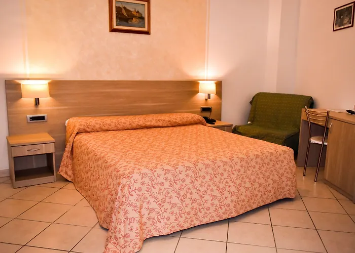 Hotel Condor 3*