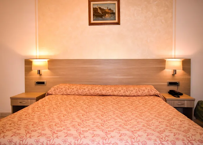 Hotel Condor 3*