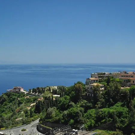 Condor Taormina