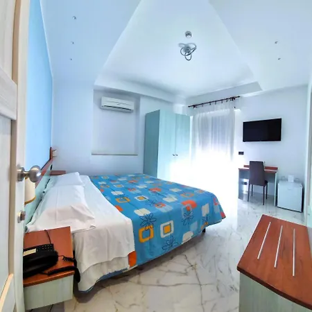 Condor Hotel