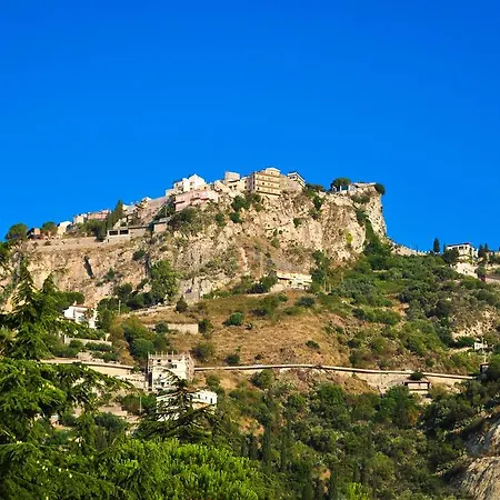 Condor 3* Taormina